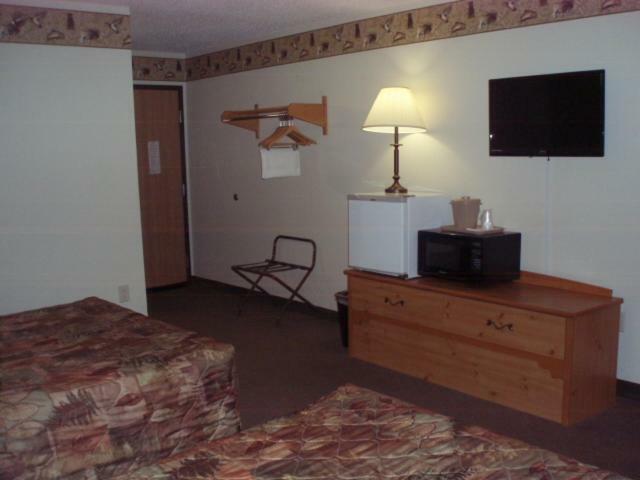 Oveson'S Pelican Lake Resort And Inn Orr Exterior photo