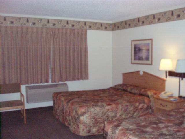 Oveson'S Pelican Lake Resort And Inn Orr Exterior photo