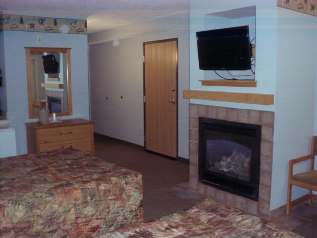 Oveson'S Pelican Lake Resort And Inn Orr Exterior photo